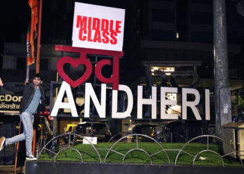 Identity of the middle-class boy revealed! It’s cola ad fame lad, Prit Kamani, who has painted the town with a middle-class hue and hijacked love!