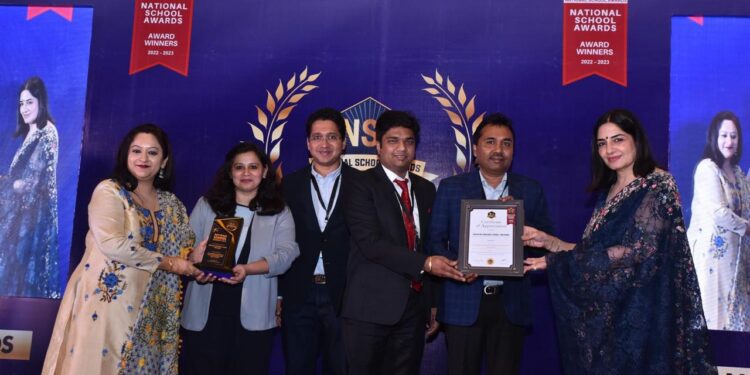 American EduGlobal Ghaziabad Honored with National School Award 2023 for Exemplary International Education Contribution